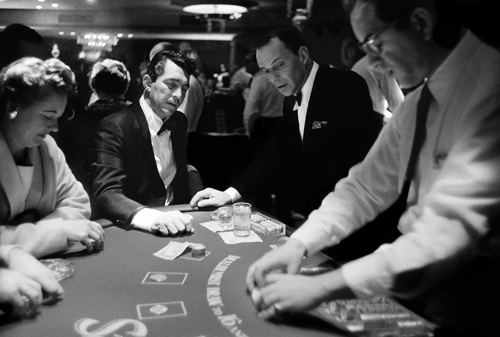 hhpoker德州客服微信专业界面